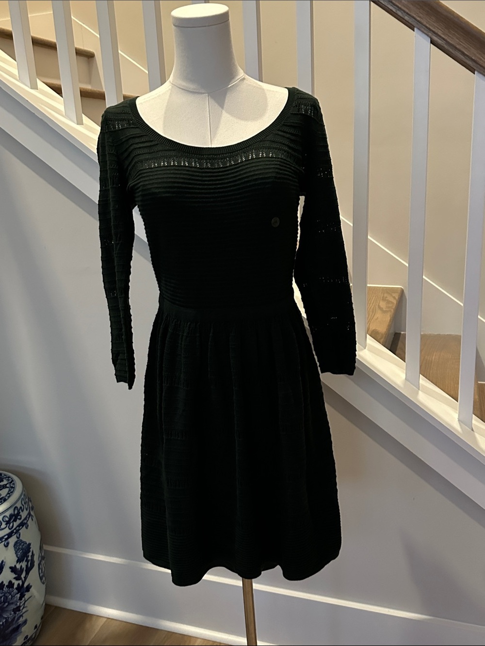 American Eagle Outfitters Black Long-Sleeve Scoop Neck Knit Dress